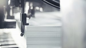 Saen Screen helpt offset drukkerijen bij de veredeling van drukwerk